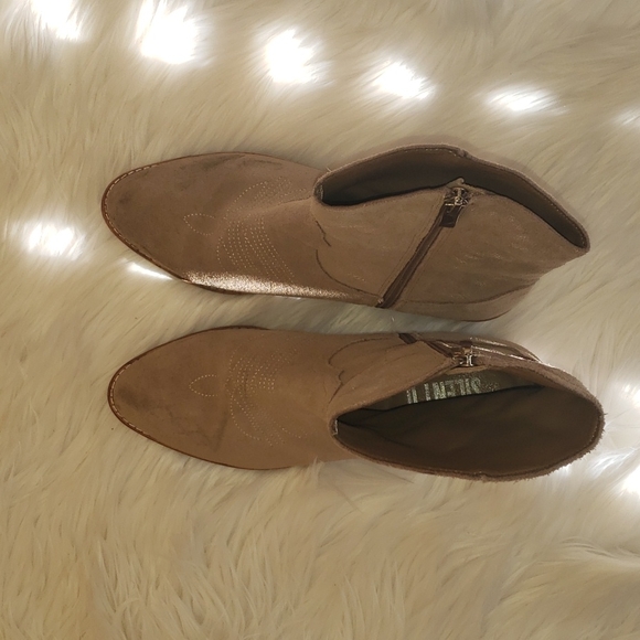 Anthropologie Silent D Women's Suede Zofie Western Boots Taupe - Picture 4 of 11